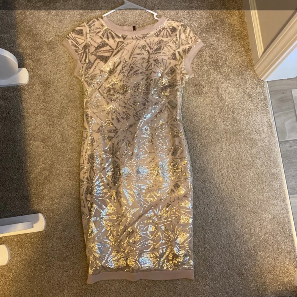 NWOT Vince Camuto Dress